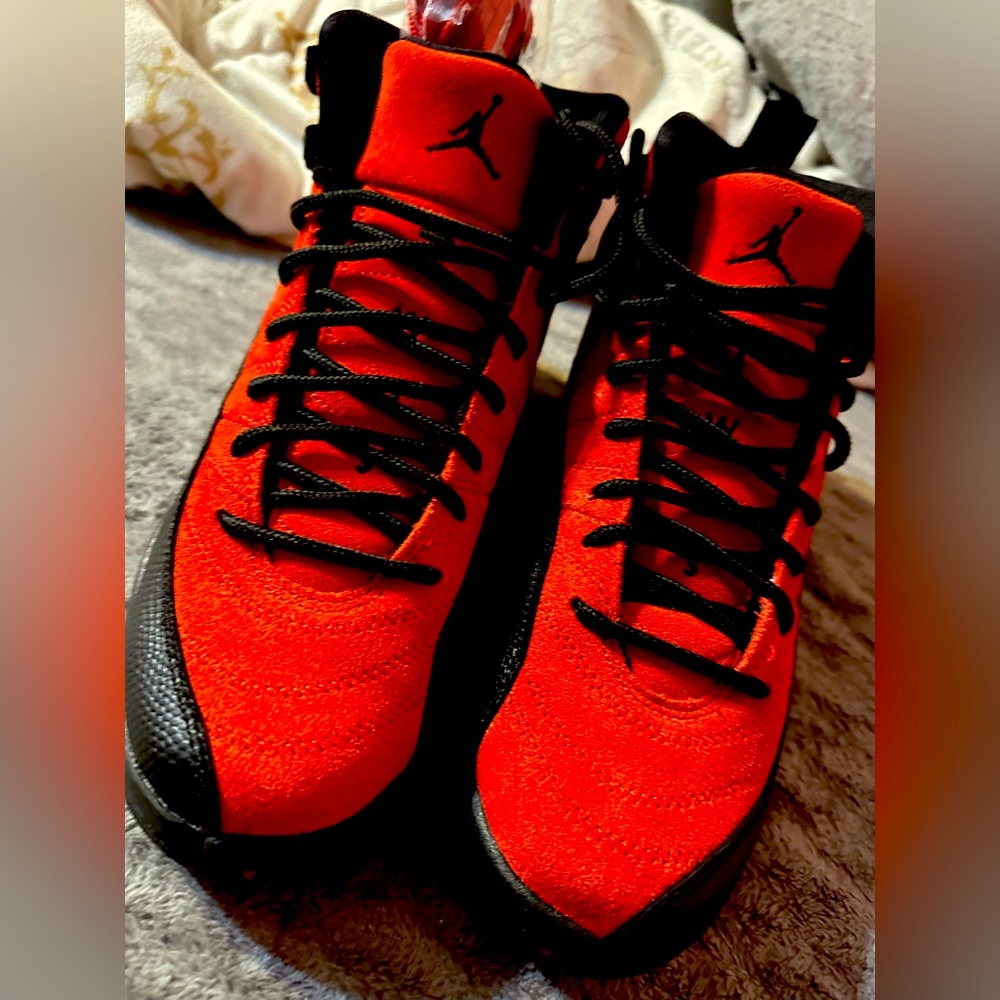 Jordan 12 reverse flu game